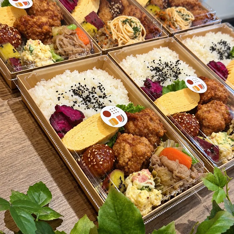 お弁当の写真